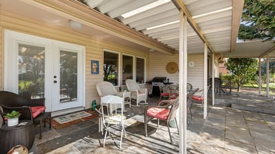 15930 SW Greens Way, Portland, OR