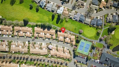 15930 SW Greens Way, Portland, OR