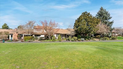 15930 SW Greens Way, Portland, OR