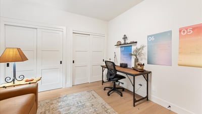 525 SE Marion St, Unit #2, Portland, OR