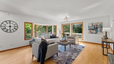 9150 SW Salmon St, Portland, OR
