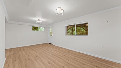9150 SW Salmon St, Portland, OR