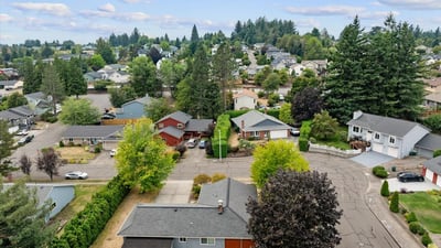 1812 SE 18th Pl, Troutdale, OR