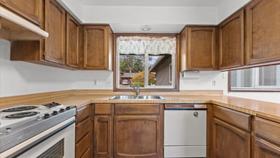 1812 SE 18th Pl, Troutdale, OR