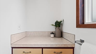 10860 NE Oregon Street, Portland, OR
