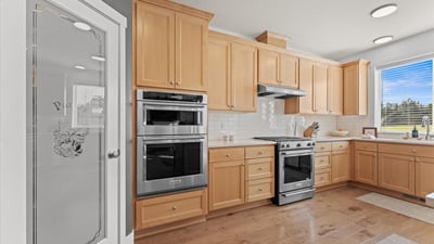 13920 S Lucia Lane, Mulino, OR