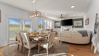 13920 S Lucia Lane, Mulino, OR
