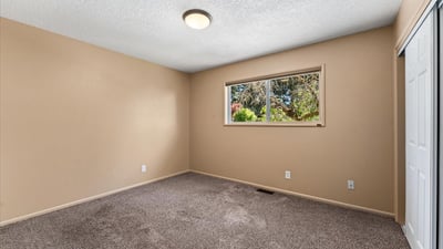 10100 SE Walnut Drive, Happy Valley, OR