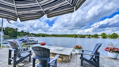 15 Bates Grove Rd, Webster, MA