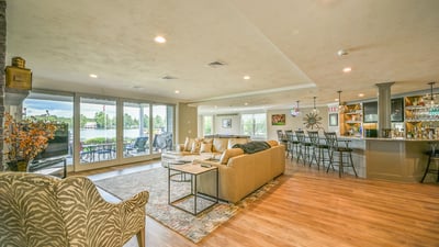 15 Bates Grove Rd, Webster, MA