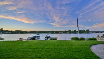 15 Bates Grove Rd, Webster, MA