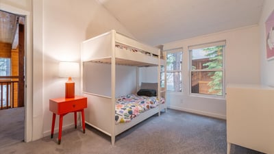 14024 St. Croix Way, Truckee, CA