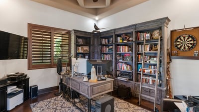 9717 Winter Palace Dr, Las Vegas, NV
