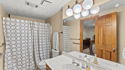 3824 Shawnee Run SW, Lilburn, GA