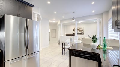378 Lauderdale Dr, Vaughan, ON