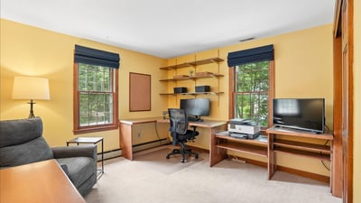 4 Lawson Farm Road, Londonderry, NH