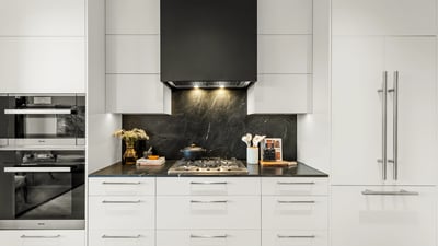1 strathgowan avenue, Suite 710, Toronto, ON