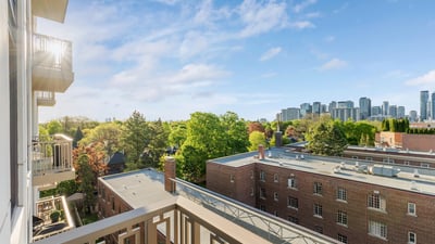 1 strathgowan avenue, Suite 710, Toronto, ON