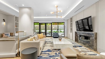 1 strathgowan avenue, Suite 710, Toronto, ON