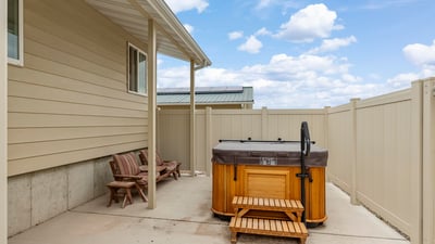 7925 Green Meadow Dr, Helena, MT