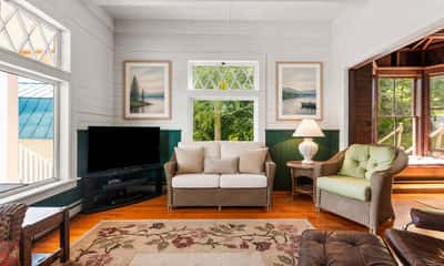 149 Lake Avenue, Sunapee, NH
