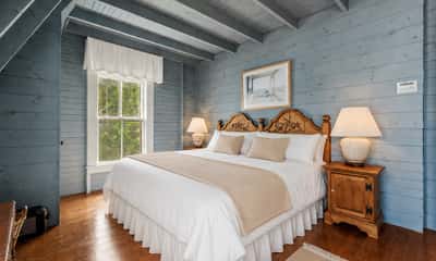 149 Lake Avenue, Sunapee, NH