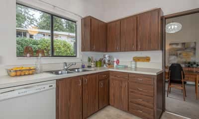 3515 NE 158th Place, Lake Forest Park, WA