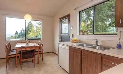 3515 NE 158th Place, Lake Forest Park, WA