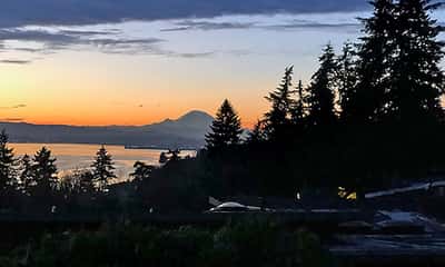 3515 NE 158th Place, Lake Forest Park, WA