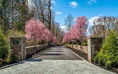 6 Carpenters Brook Road, Greenwich, CT