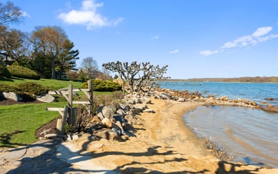 39 Chippechaug Trail, Mystic, CT