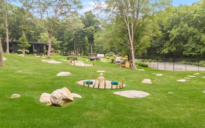 17 Pine Ridge Road, Woodbridge, CT