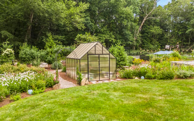 17 Pine Ridge Road, Woodbridge, CT
