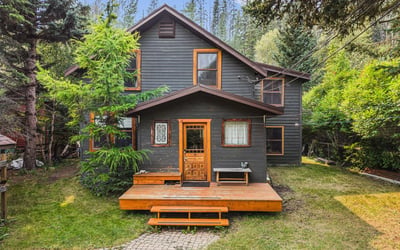 132 Rundle Crescent, A and B, Canmore, AB
