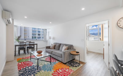 2500 Kalākaua Ave #903, Honolulu, HI