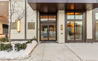 1 Strathgowan Ave suite 710, Toronto, ON