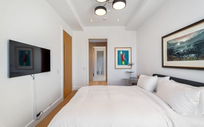 1 Strathgowan Ave suite 710, Toronto, ON