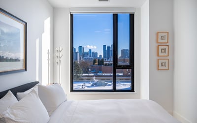 1 Strathgowan Ave suite 710, Toronto, ON