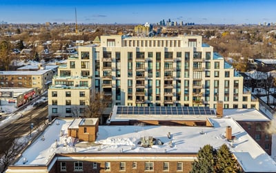1 Strathgowan Ave suite 710, Toronto, ON