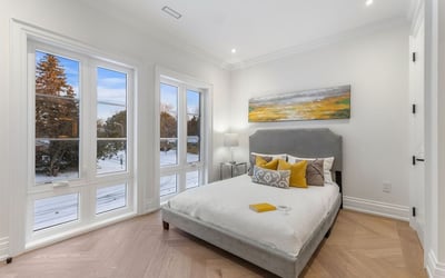 52 Child Dr, Aurora, ON
