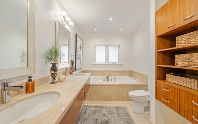 31 Ashwood Crescent, Toronto, ON