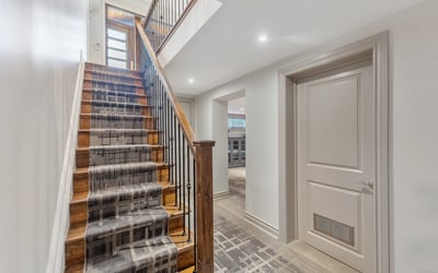 31 Ashwood Crescent, Toronto, ON