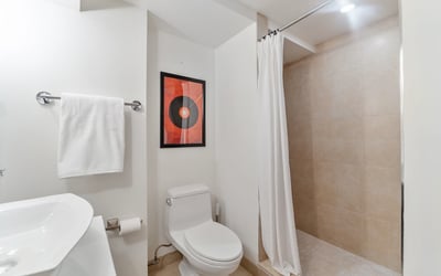 31 Ashwood Crescent, Toronto, ON