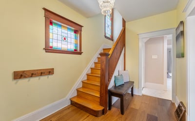 54 Wellington St, Lindsay, ON