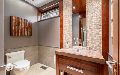 24 Glenview Ave, Toronto, ON