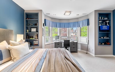 24 Glenview Ave, Toronto, ON