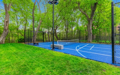 24 Glenview Ave, Toronto, ON