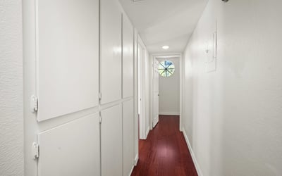 21620 Burbank Blvd., 22, Woodland Hills, CA