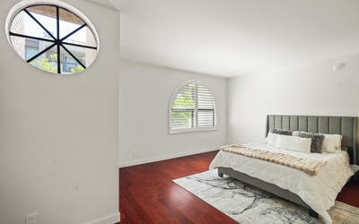 21620 Burbank Blvd., 22, Woodland Hills, CA