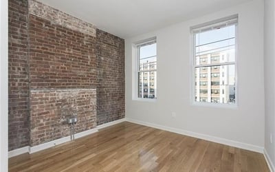 327 Adams St, Hoboken, NJ